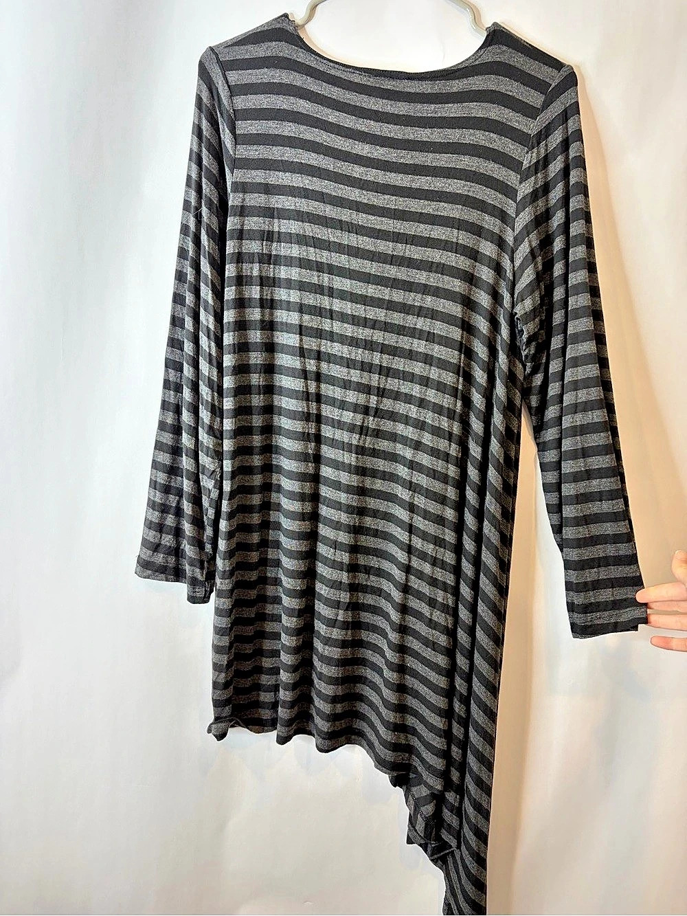 Brynn Walker Striped Asymmetrical Stretchy Tunic in Black & Gray Size Small